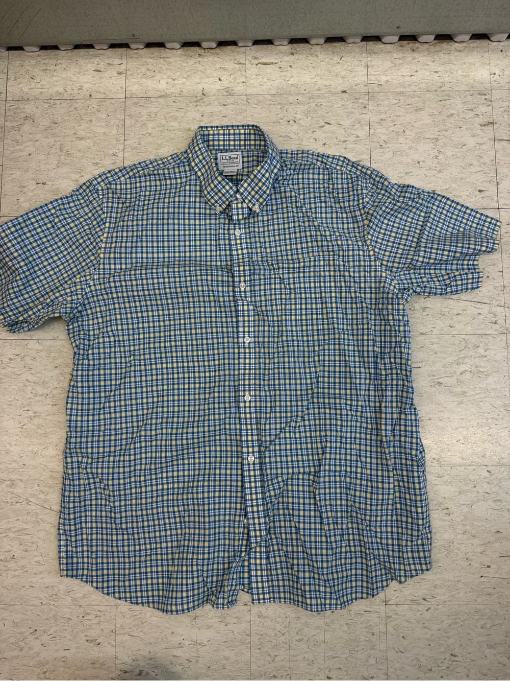 L.L. Bean Men’s Short-Sleeve Plaid Button-Down Shirt - Blue and Green